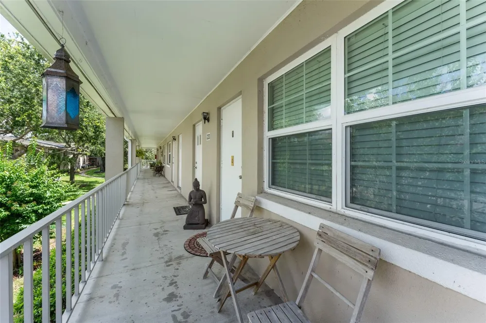 2500 LEE ROAD #220 Winter Park, FL 32789