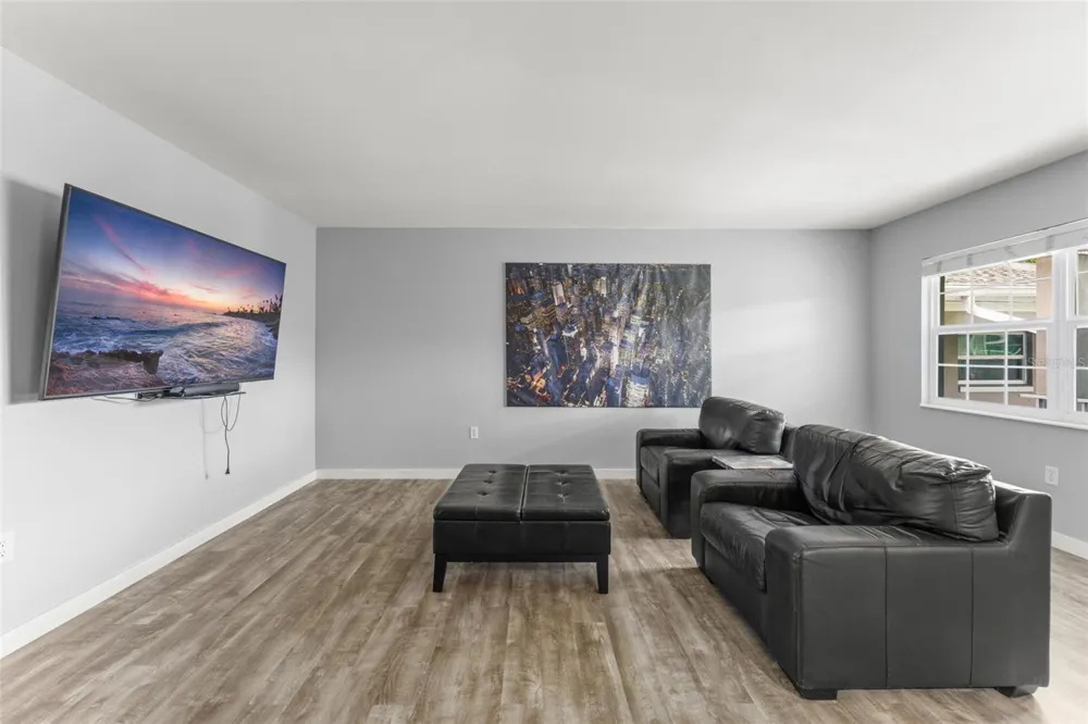 2500 LEE ROAD #220 Winter Park, FL 32789
