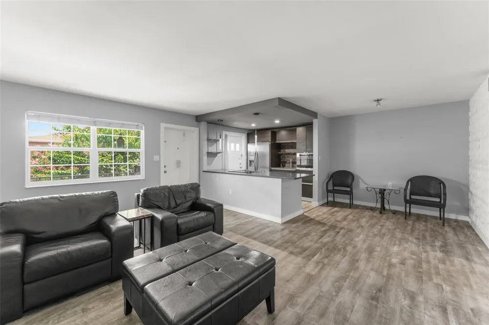 2500 LEE ROAD #220 Winter Park, FL 32789