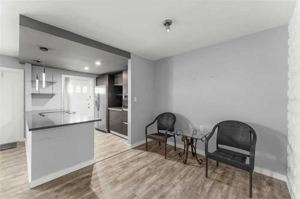 2500 LEE ROAD #220 Winter Park, FL 32789