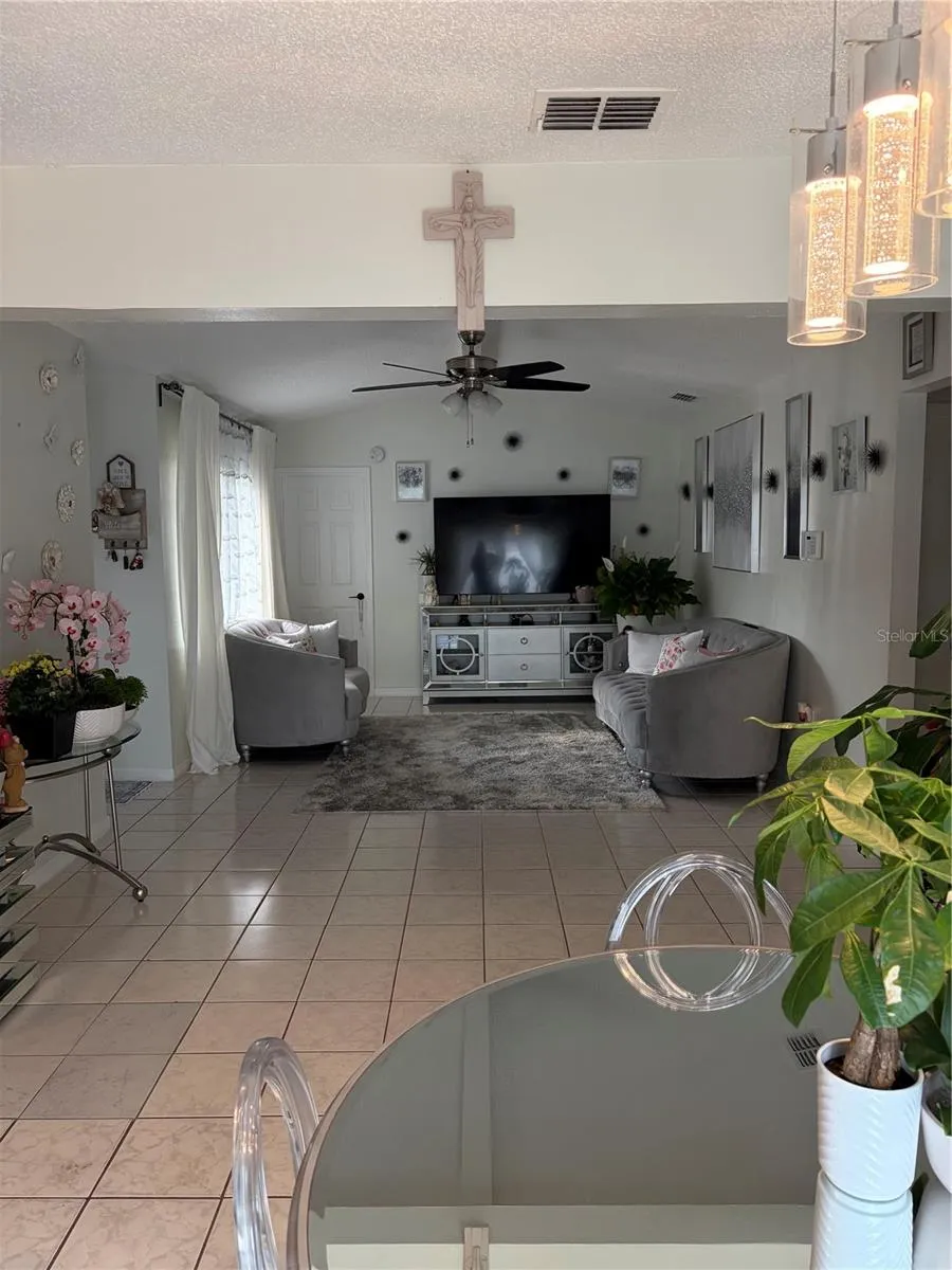 4119 SUNNY LAND DRIVE Lakeland, FL 33813