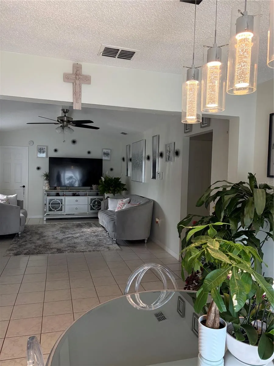 4119 SUNNY LAND DRIVE Lakeland, FL 33813