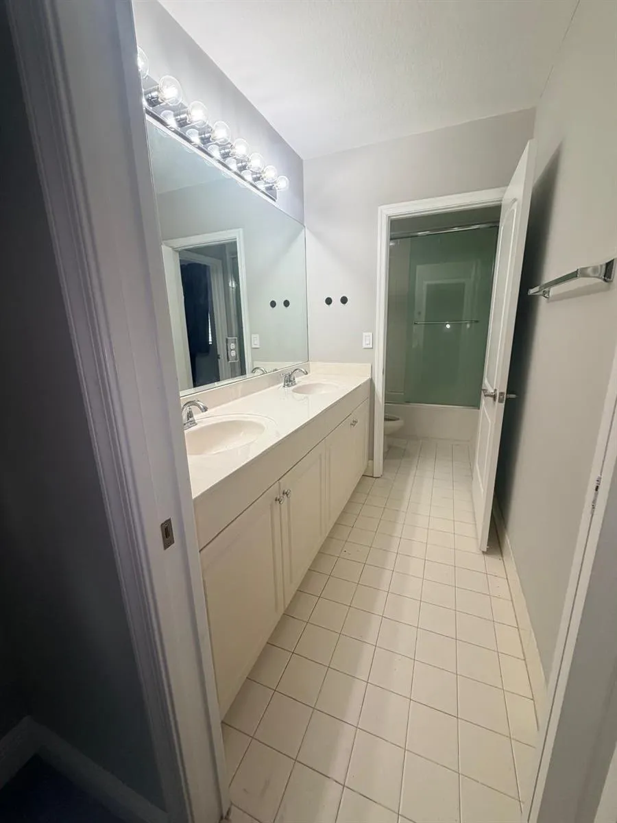 7644 Foxcroft Lane #7644 Davie, FL 33328
