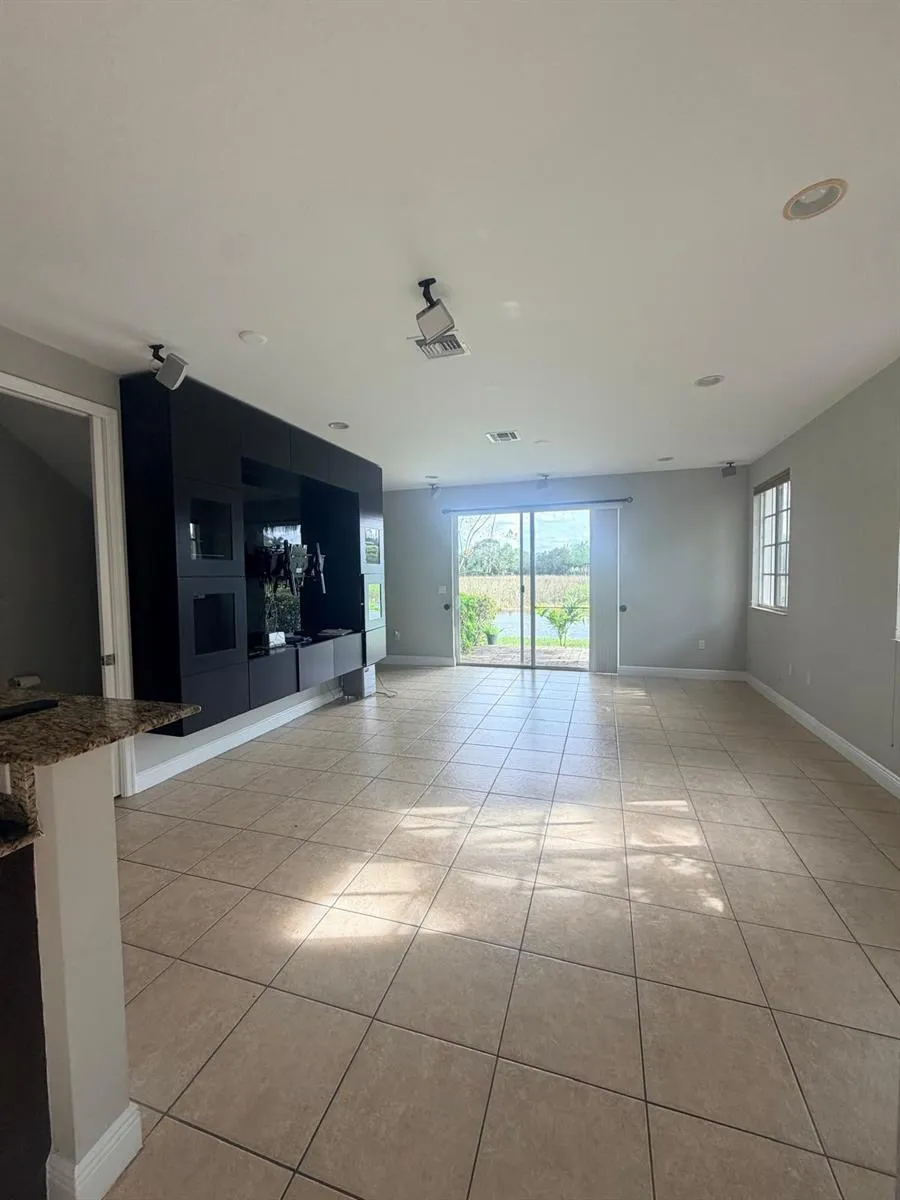7644 Foxcroft Lane #7644 Davie, FL 33328
