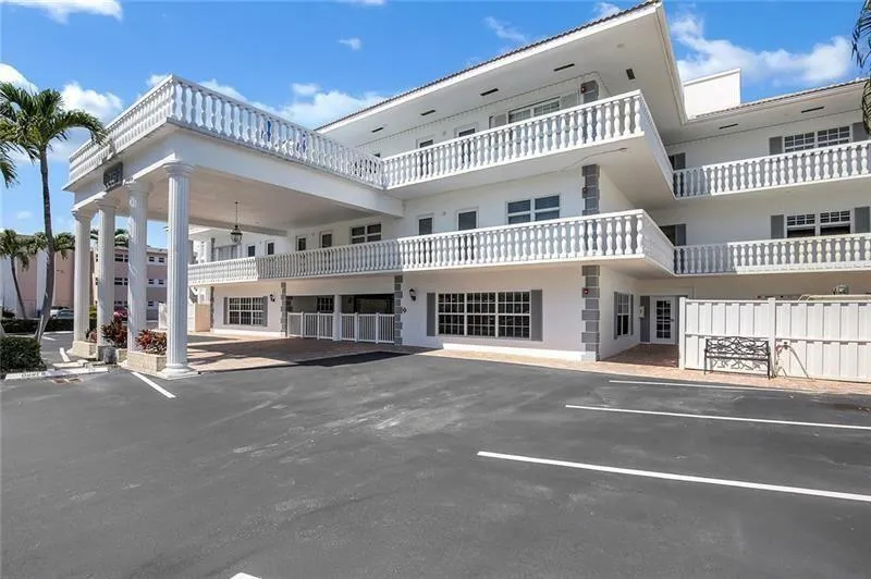 1461 S Ocean Boulevard #106 Lauderdale By The Sea, FL 33062