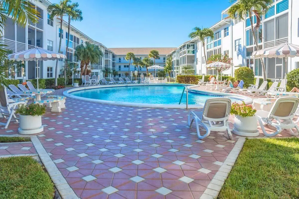 1461 S Ocean Boulevard #106 Lauderdale By The Sea, FL 33062