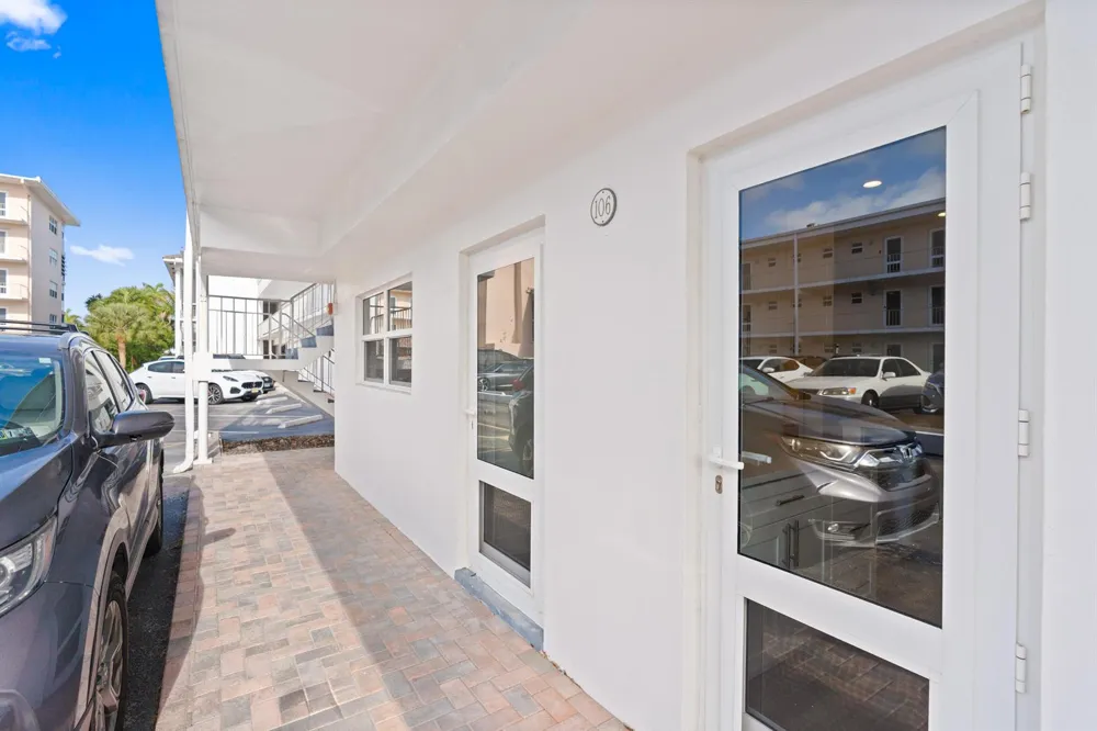 1461 S Ocean Boulevard #106 Lauderdale By The Sea, FL 33062