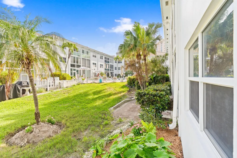 1461 S Ocean Boulevard #106 Lauderdale By The Sea, FL 33062