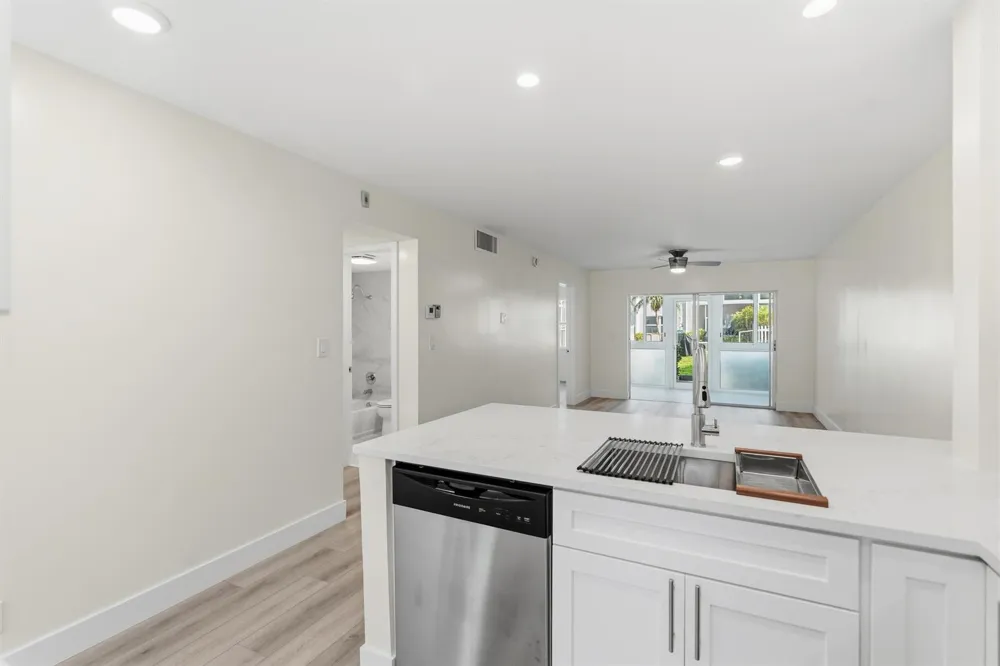 1461 S Ocean Boulevard #106 Lauderdale By The Sea, FL 33062