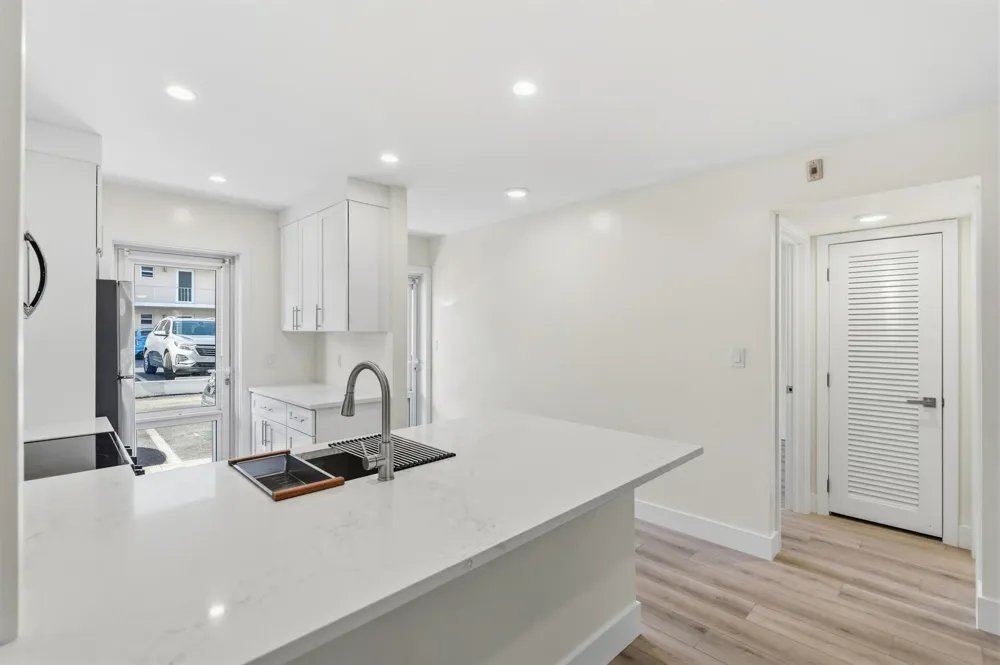 1461 S Ocean Boulevard #106 Lauderdale By The Sea, FL 33062