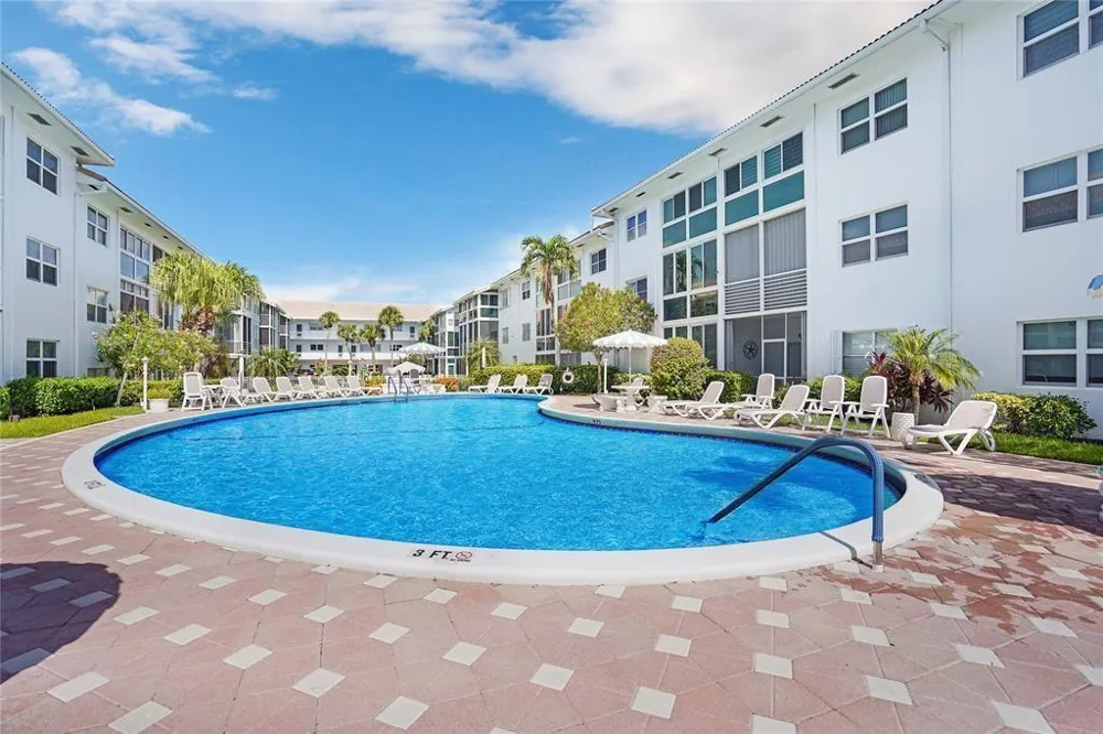1461 S Ocean Boulevard #106 Lauderdale By The Sea, FL 33062