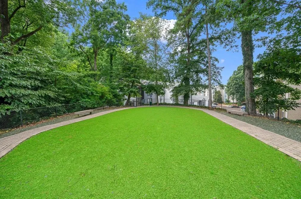 5555 Roswell Road NE #F-08 Sandy Springs, GA 30342