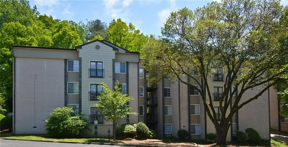 5555 Roswell Road NE #P-09 Sandy Springs, GA 30342