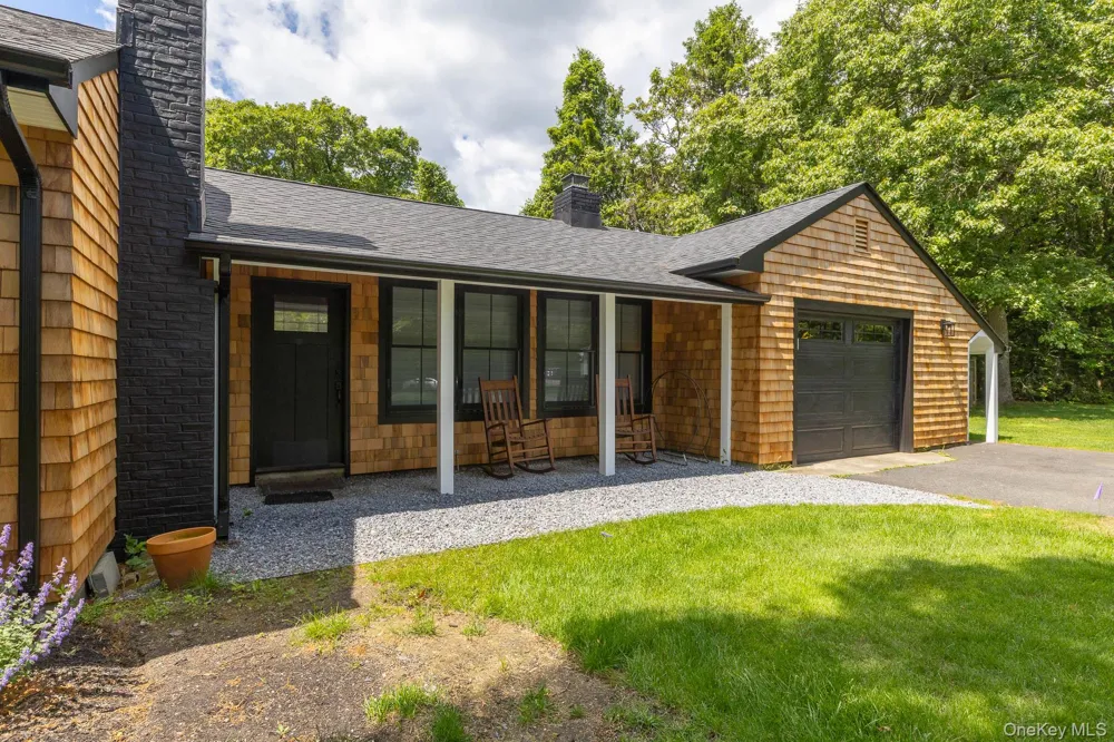 19 Groveland Avenue East Quogue, NY 11942