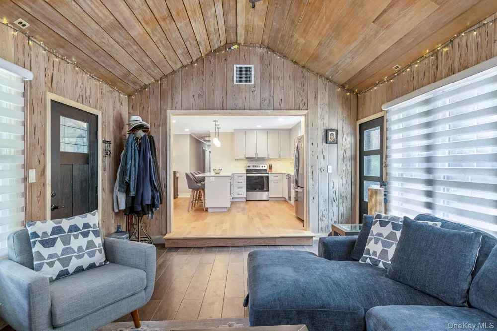 19 Groveland Avenue East Quogue, NY 11942
