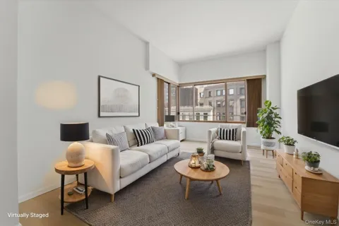 350 W 50th Street #6N