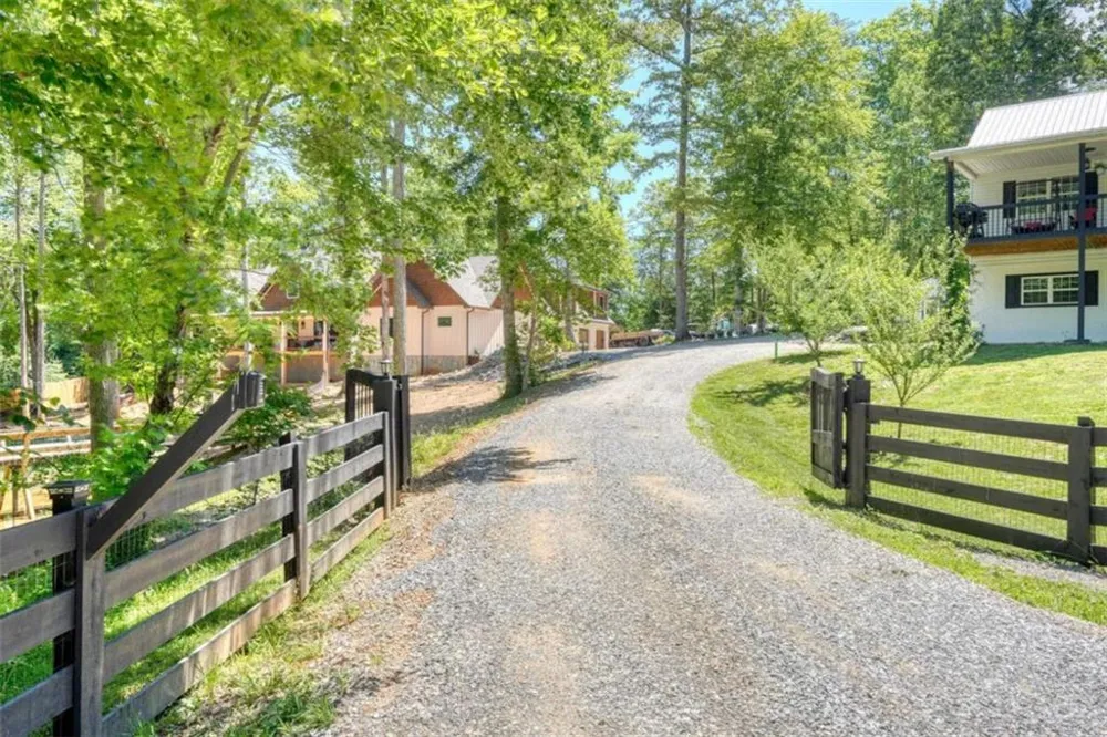 18 Tranquility Trail Blairsville, GA 30512