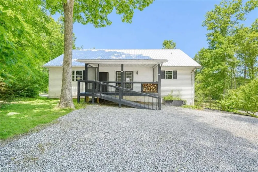 18 Tranquility Trail Blairsville, GA 30512