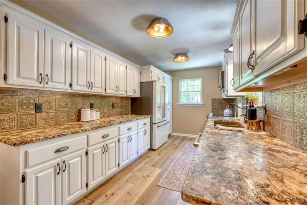 18 Tranquility Trail Blairsville, GA 30512