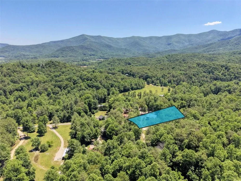 18 Tranquility Trail Blairsville, GA 30512
