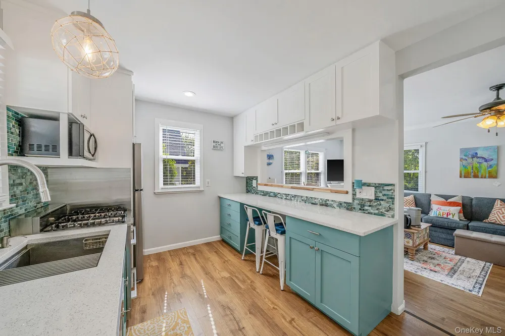 24 Locust Road Wading River, NY 11792