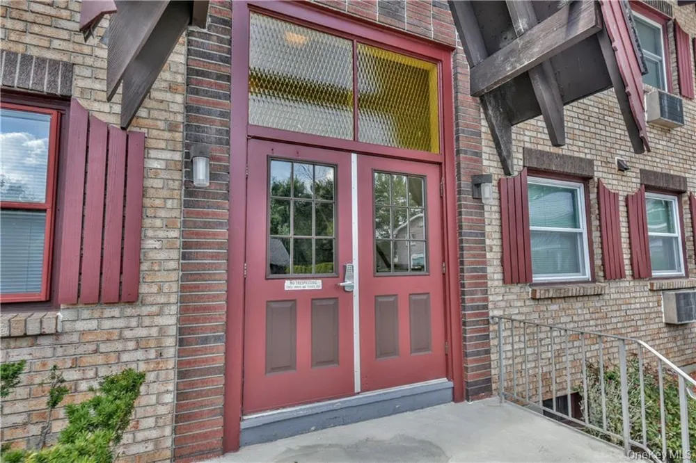 21 Normandy Village Village #2 Nanuet, NY 10954