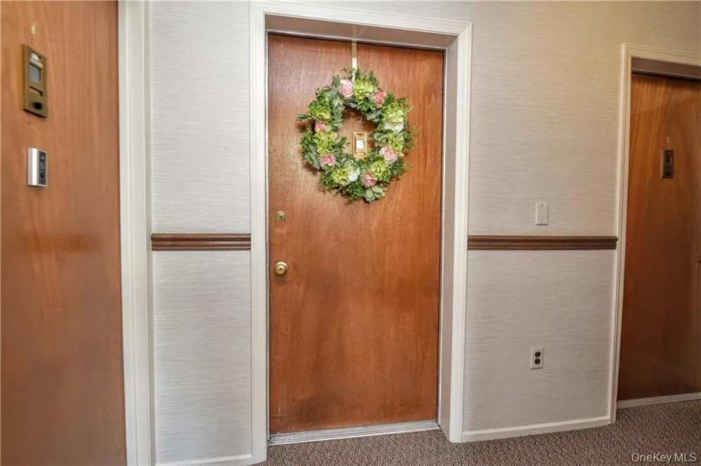 21 Normandy Village Village #2 Nanuet, NY 10954