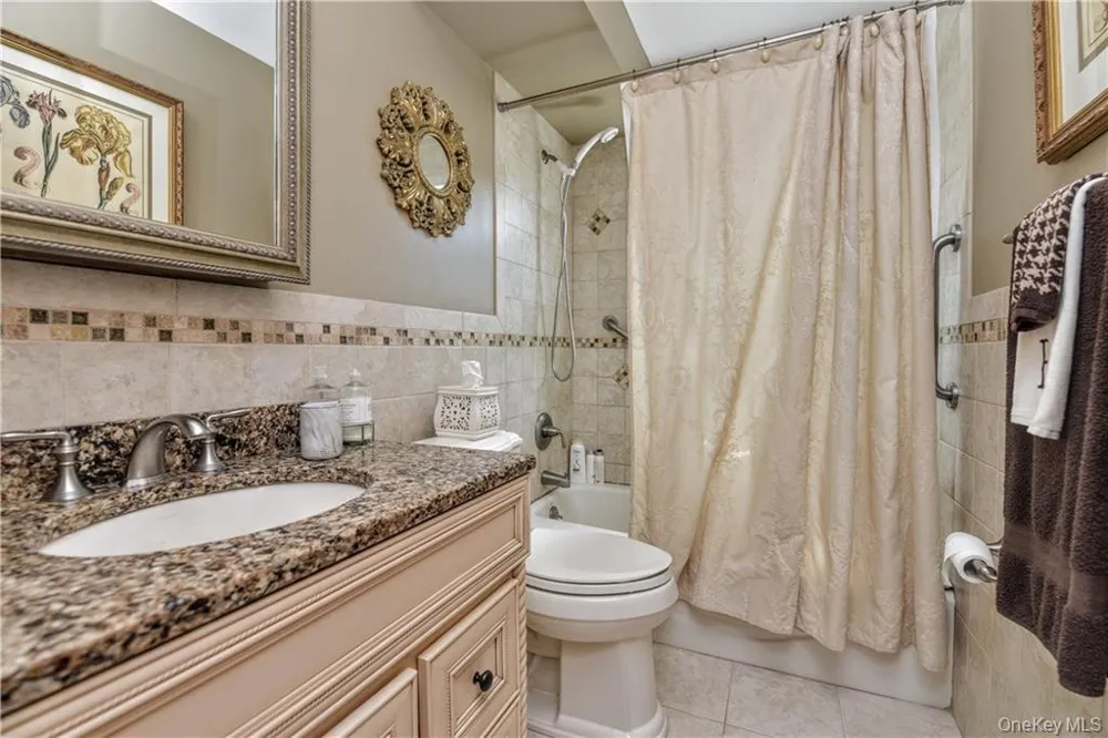 21 Normandy Village Village #2 Nanuet, NY 10954