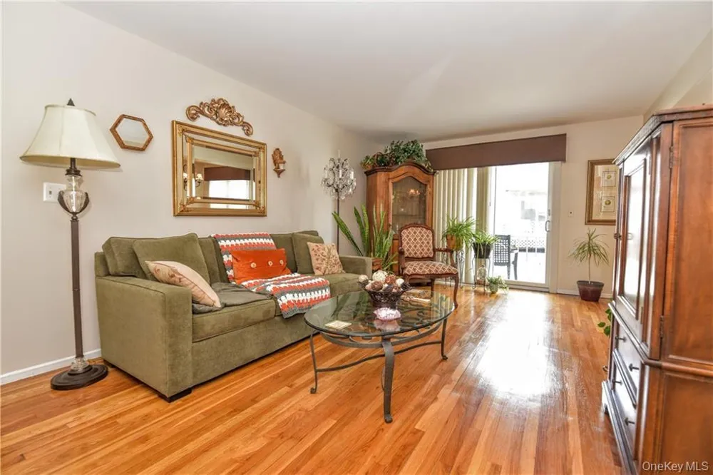 21 Normandy Village Village #2 Nanuet, NY 10954