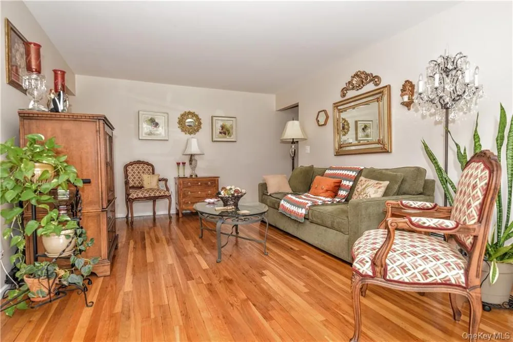 21 Normandy Village Village #2 Nanuet, NY 10954
