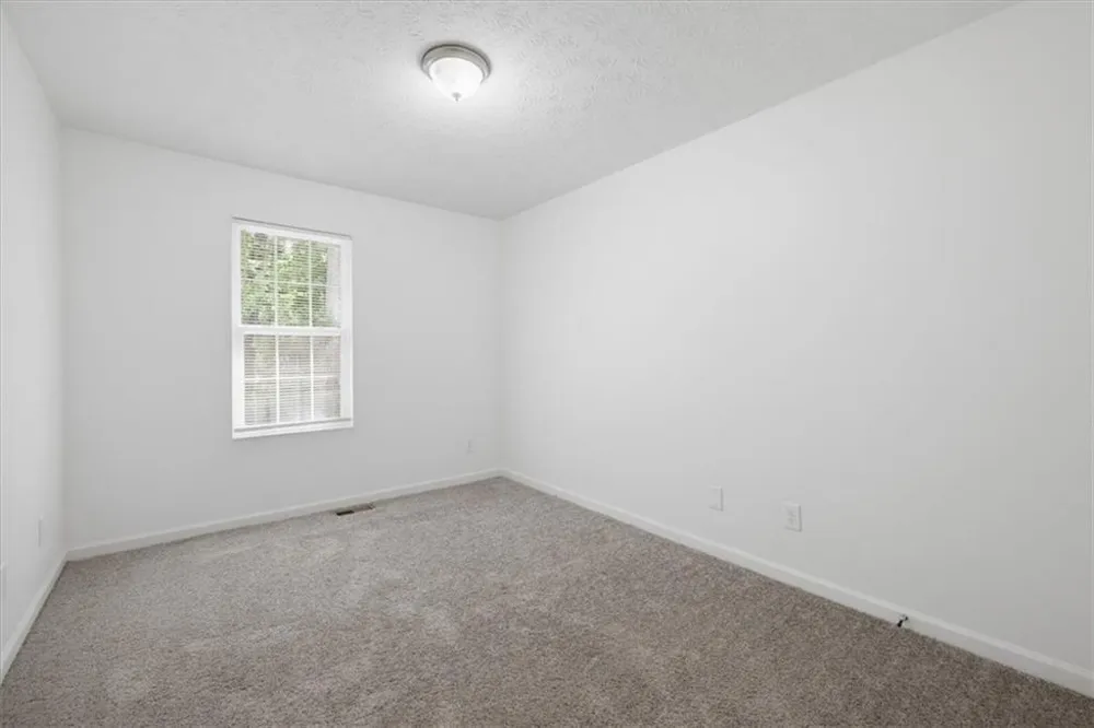 1324 Hollenbeck Lane Riverdale, GA 30296