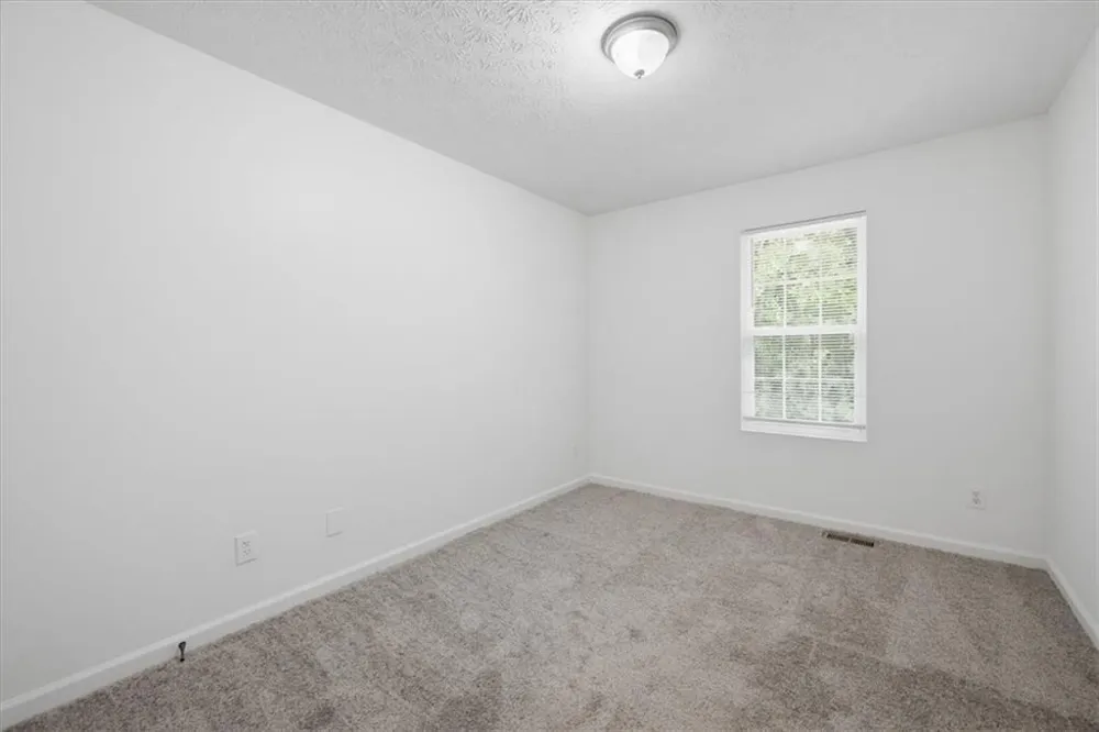 1324 Hollenbeck Lane Riverdale, GA 30296