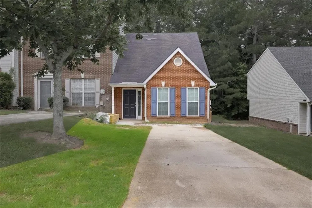 1324 Hollenbeck Lane Riverdale, GA 30296