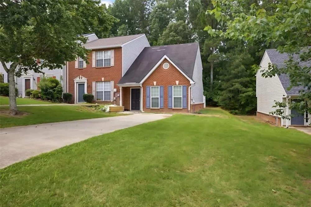 1324 Hollenbeck Lane Riverdale, GA 30296
