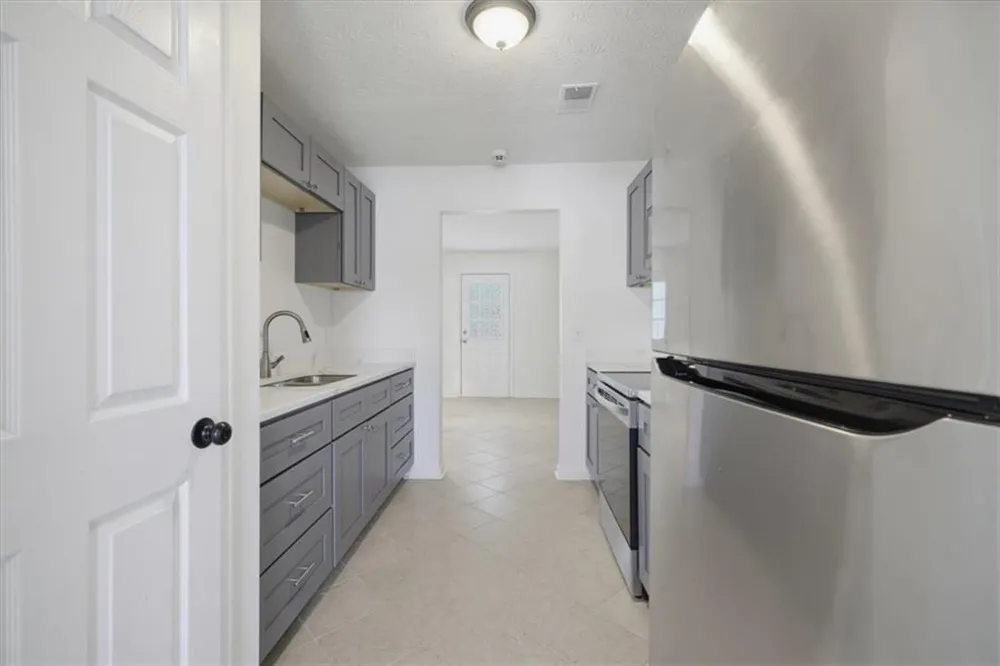 1324 Hollenbeck Lane Riverdale, GA 30296