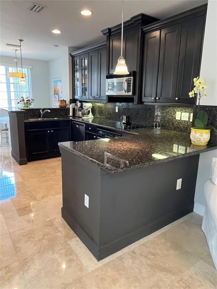 3932 Coral Heights Way Oakland Park, FL 33308