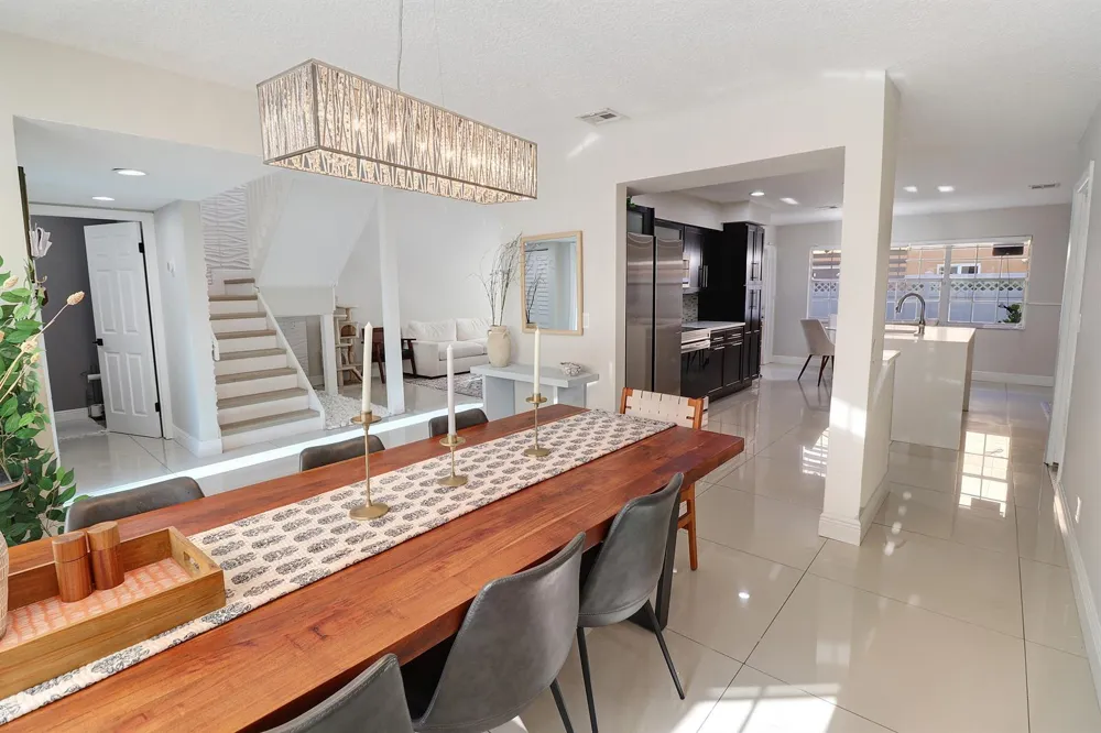 11303 Lakeview Drive #8-m Coral Springs, FL 33071