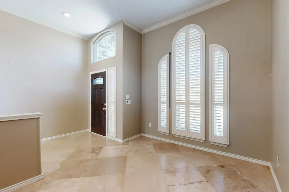 622 Meadowcrest Drive Highland Village, TX 75077