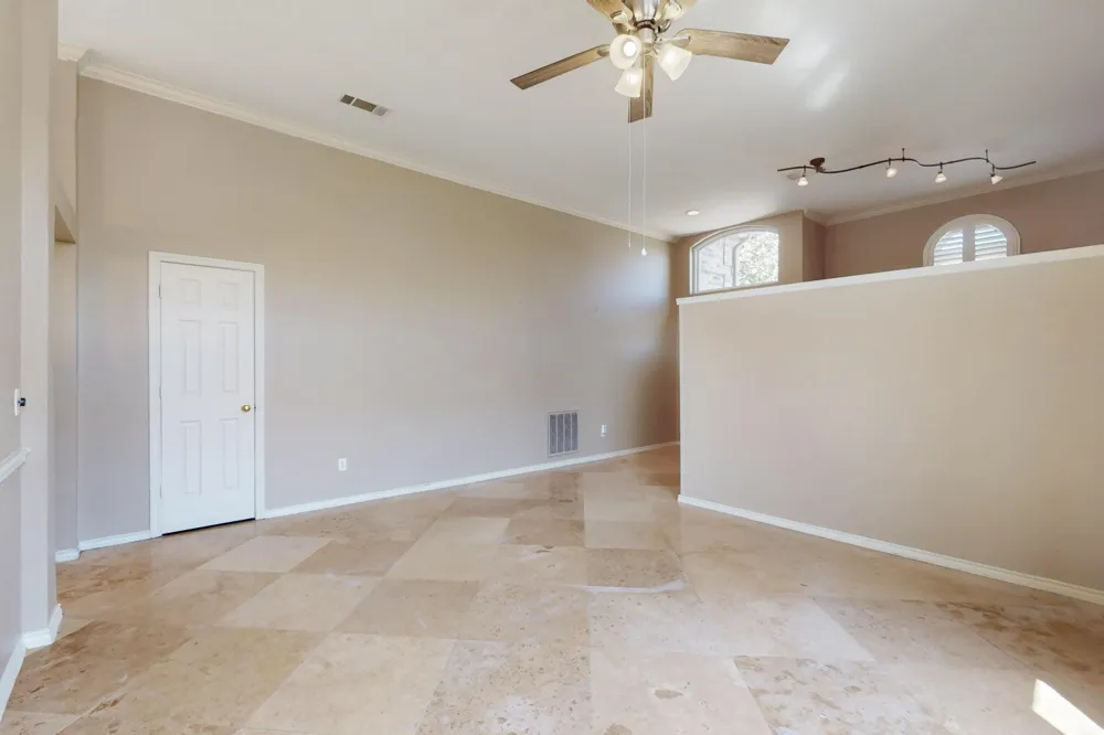 622 Meadowcrest Drive Highland Village, TX 75077