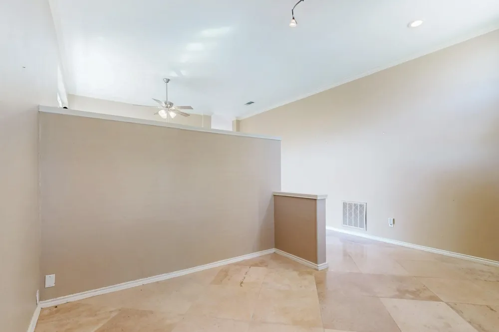 622 Meadowcrest Drive Highland Village, TX 75077
