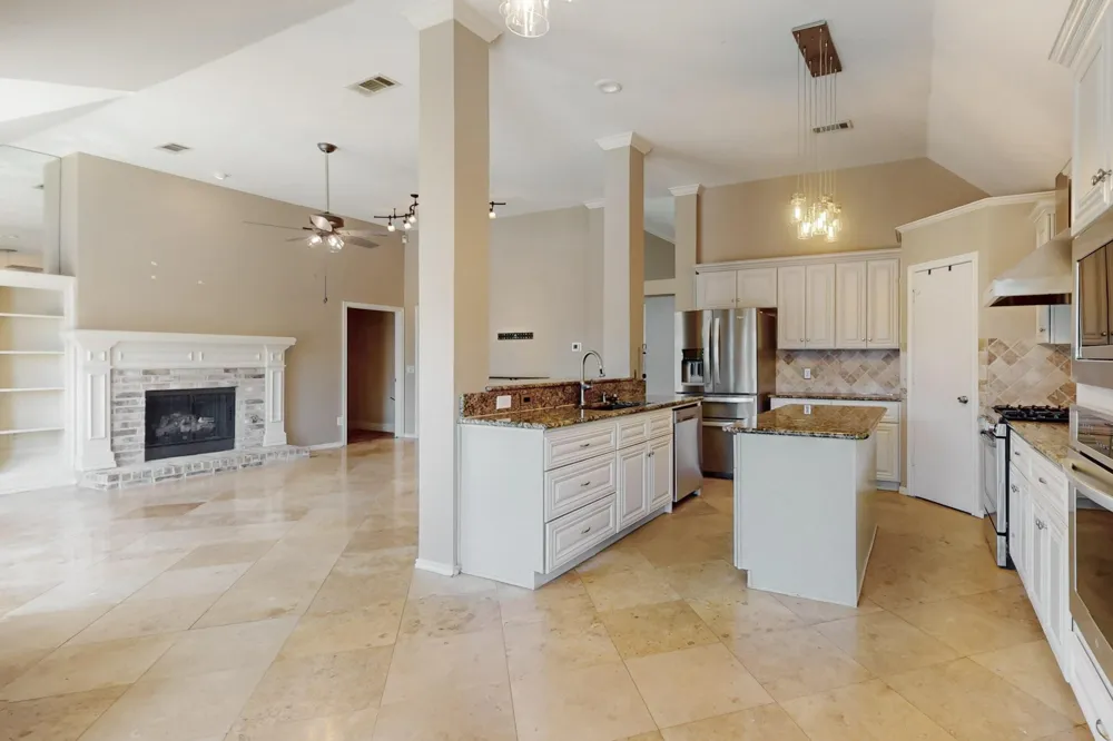 622 Meadowcrest Drive Highland Village, TX 75077