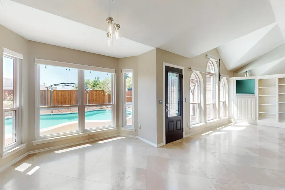 622 Meadowcrest Drive Highland Village, TX 75077
