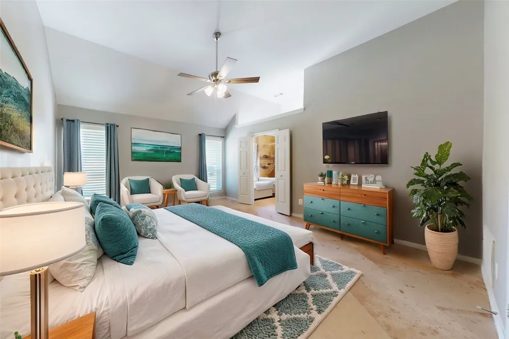 622 Meadowcrest Drive Highland Village, TX 75077