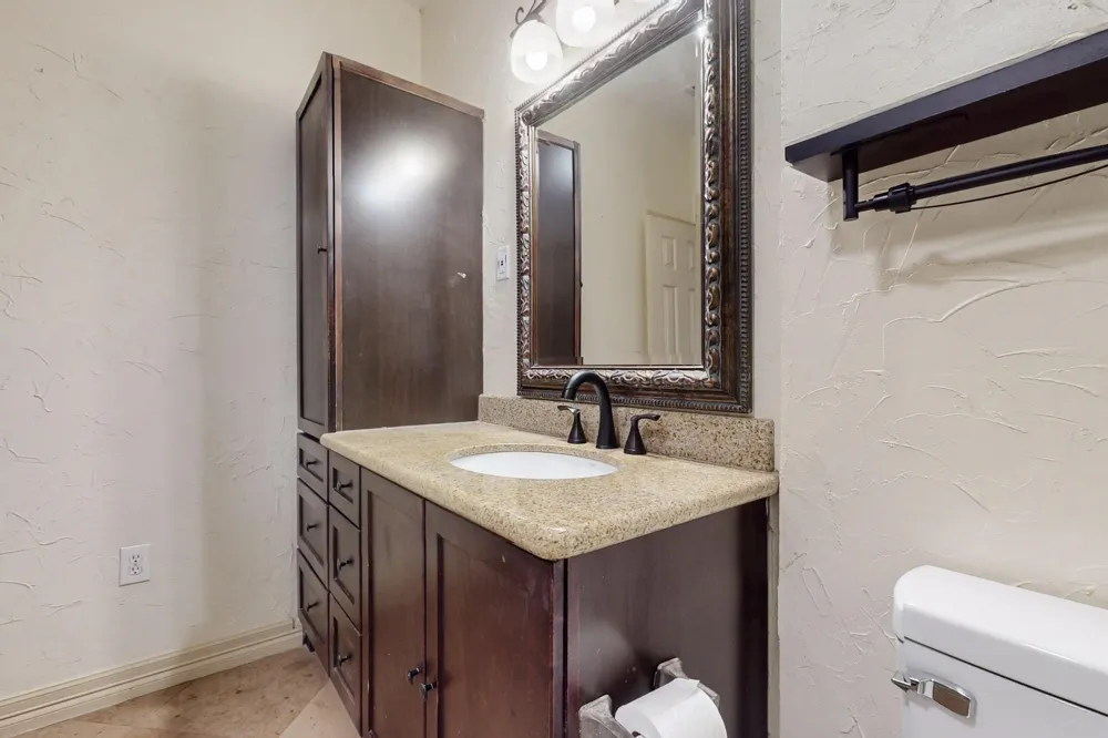 622 Meadowcrest Drive Highland Village, TX 75077