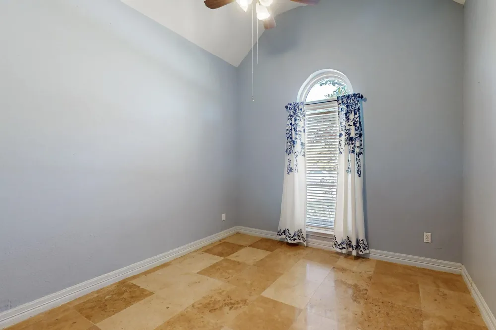 622 Meadowcrest Drive Highland Village, TX 75077
