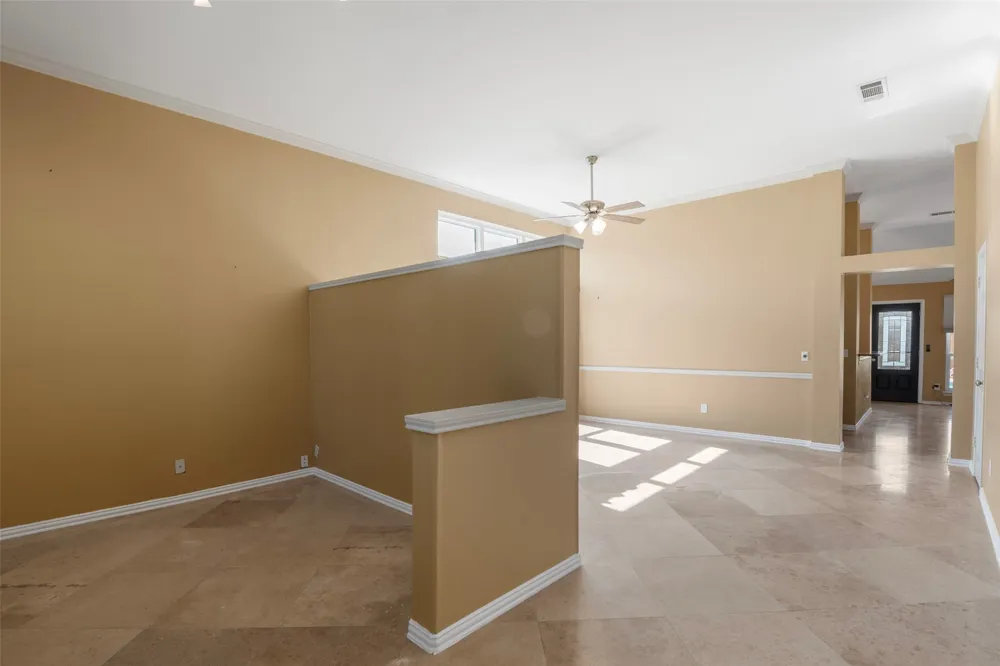 622 Meadowcrest Drive Highland Village, TX 75077