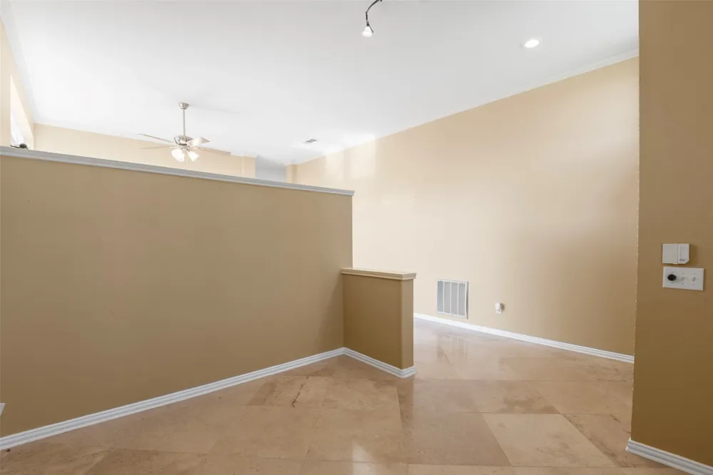 622 Meadowcrest Drive Highland Village, TX 75077