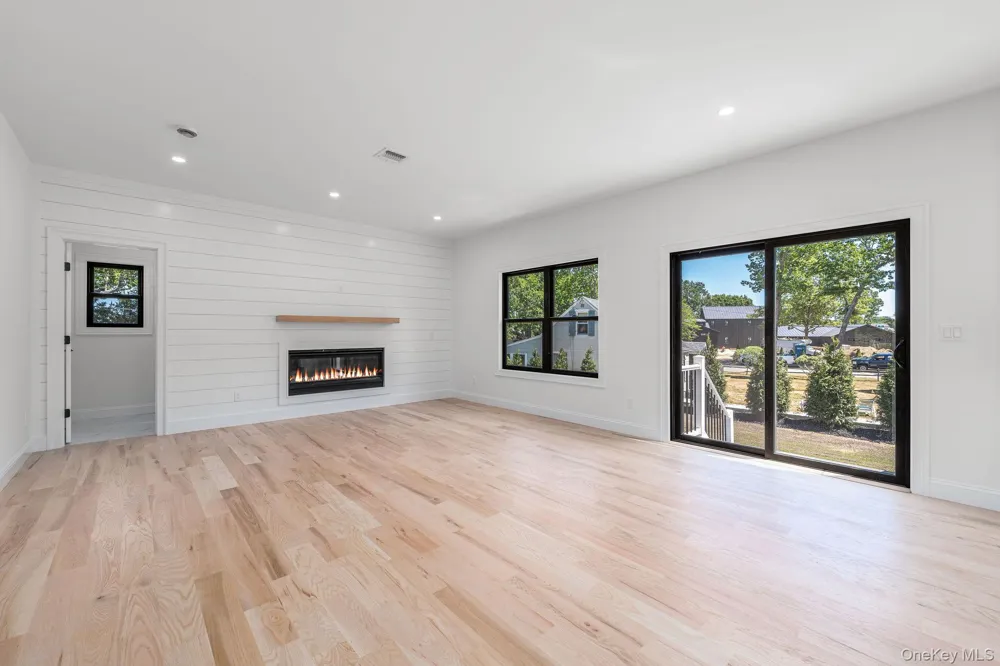 1700 Smith Drive S Southold, NY 11971
