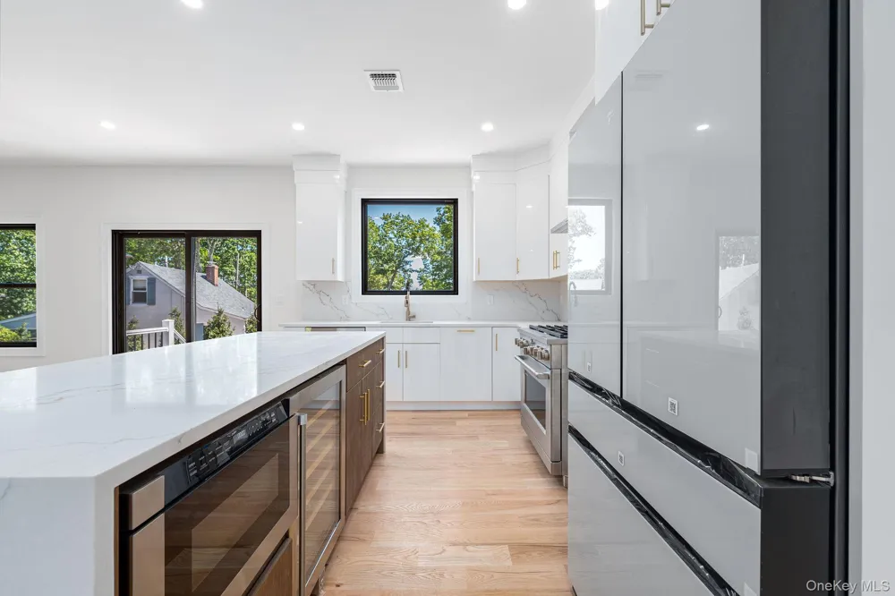 1700 Smith Drive S Southold, NY 11971
