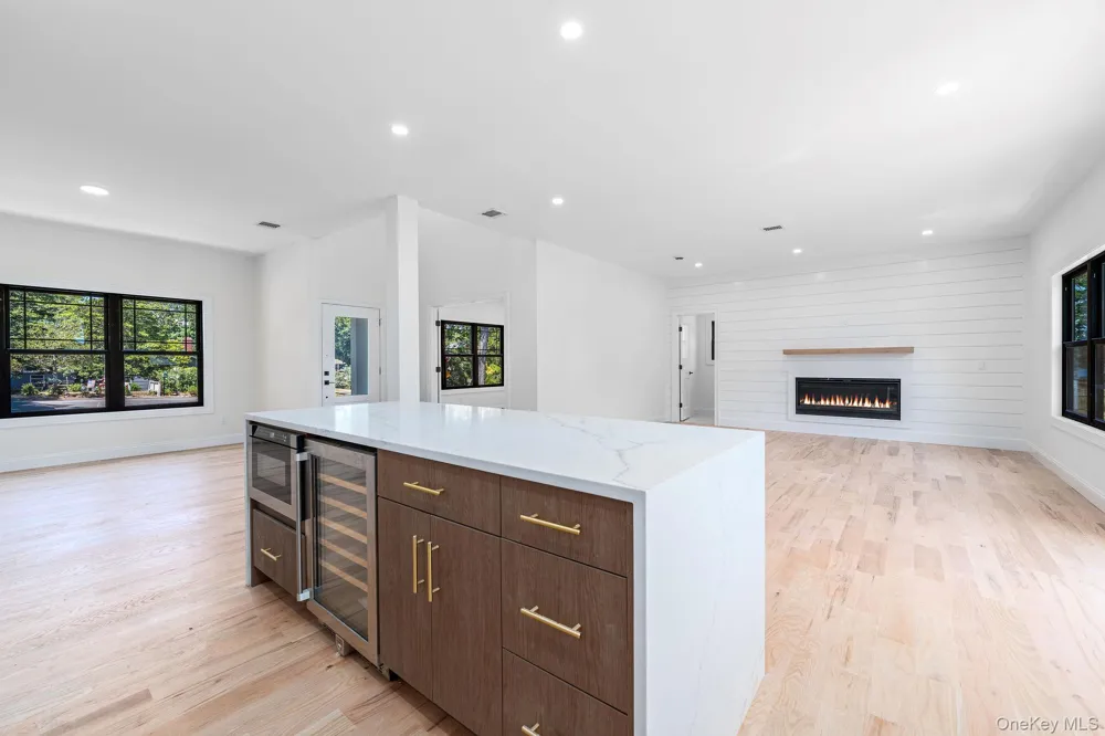 1700 Smith Drive S Southold, NY 11971